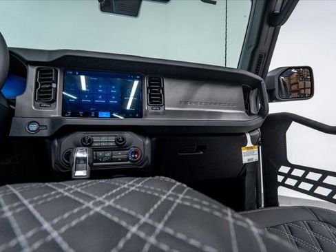 Used 2026 Ford Bronco 4-Door image 24