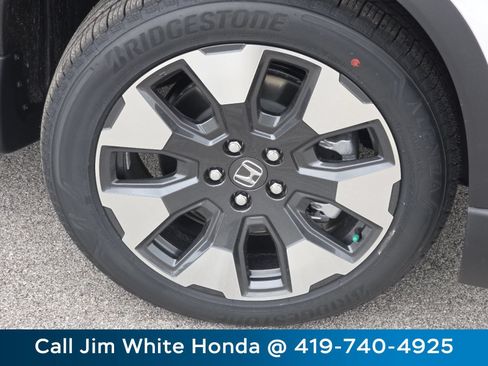 Certified 2026 Honda Pilot Elite image 12