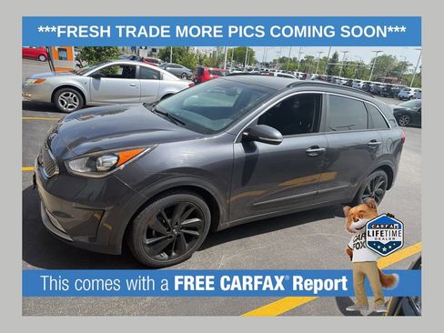 Used 2018 Kia Niro EX w/ Option Group 020 FWD image 1