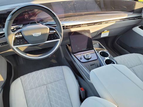 New 2025 Cadillac Escalade IQ Luxury 1 AWD/4WD image 6