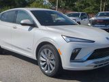 New 2025 Buick Envista Avenir image 2