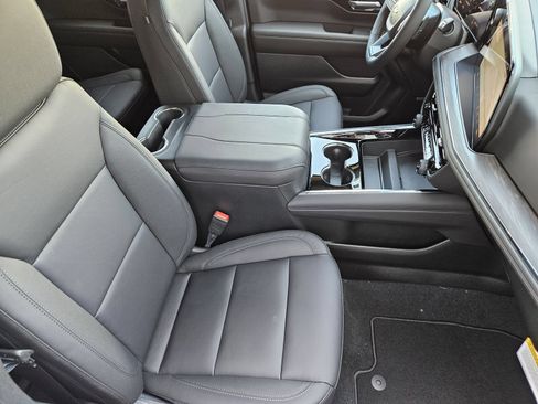 New 2026 Chevrolet Tahoe LT w/ Comfort Package AWD/4WD image 16