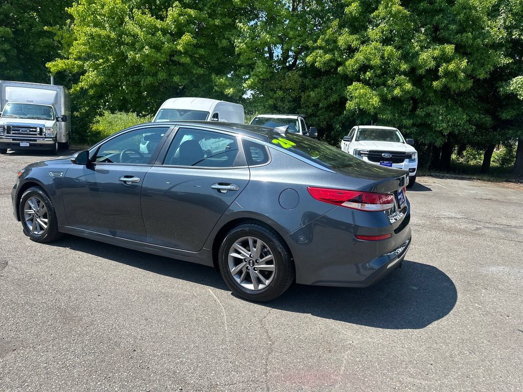 Used 2020 Kia Optima LX FWD image 3