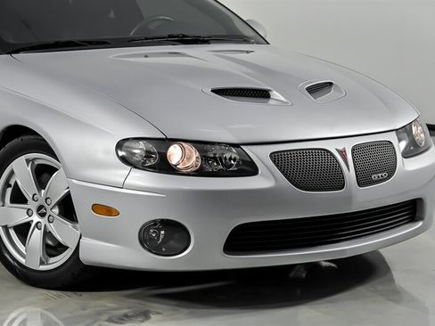 Used 2005 Pontiac GTO RWD image 3