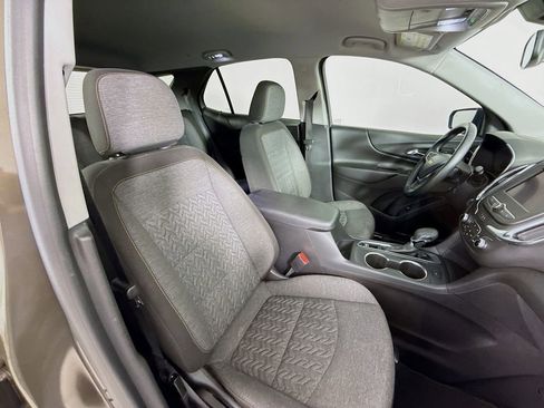 Used 2024 Chevrolet Equinox LT image 27