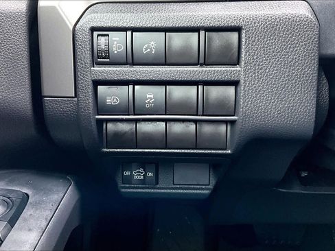 Used 2024 Toyota Tacoma SR5 w/ SR5 Upgrade Package image 35