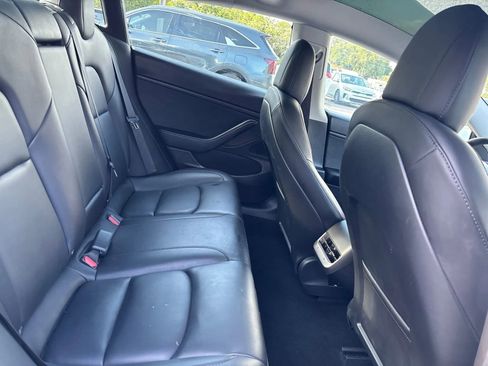 Used 2021 Tesla Model 3 Long Range AWD/4WD image 12