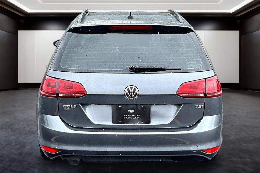 Used 2016 Volkswagen Golf SE FWD image 5