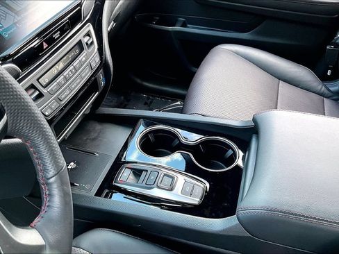Certified 2025 Honda Ridgeline Black Edition image 13