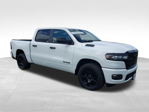 Used 2025 RAM 1500 Tradesman w/ Night Edition AWD/4WD image 7