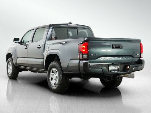 Used 2022 Toyota Tacoma SR image 3