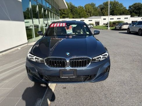 Used 2026 BMW 330i xDrive Sedan w/ Premium Package AWD/4WD image 4