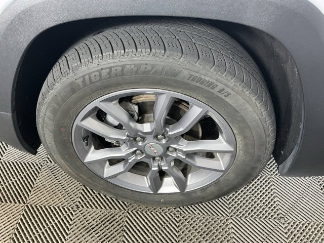Used 2022 GMC Terrain SLT w/ GMC Pro Grade Package AWD/4WD image 10