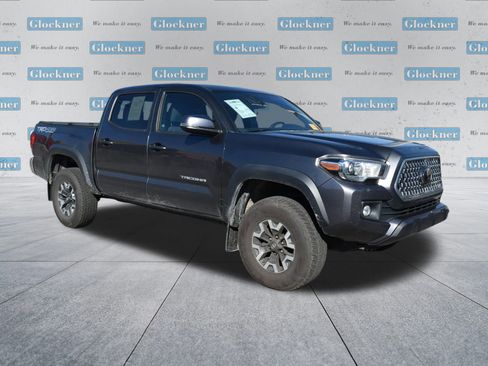 Used 2019 Toyota Tacoma TRD Off-Road AWD/4WD image 12