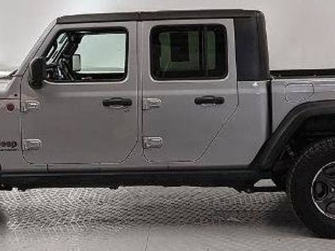 Used 2021 Jeep Gladiator Rubicon AWD/4WD image 5