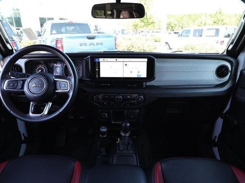 Used 2024 Jeep Wrangler Unlimited Sport AWD/4WD image 28