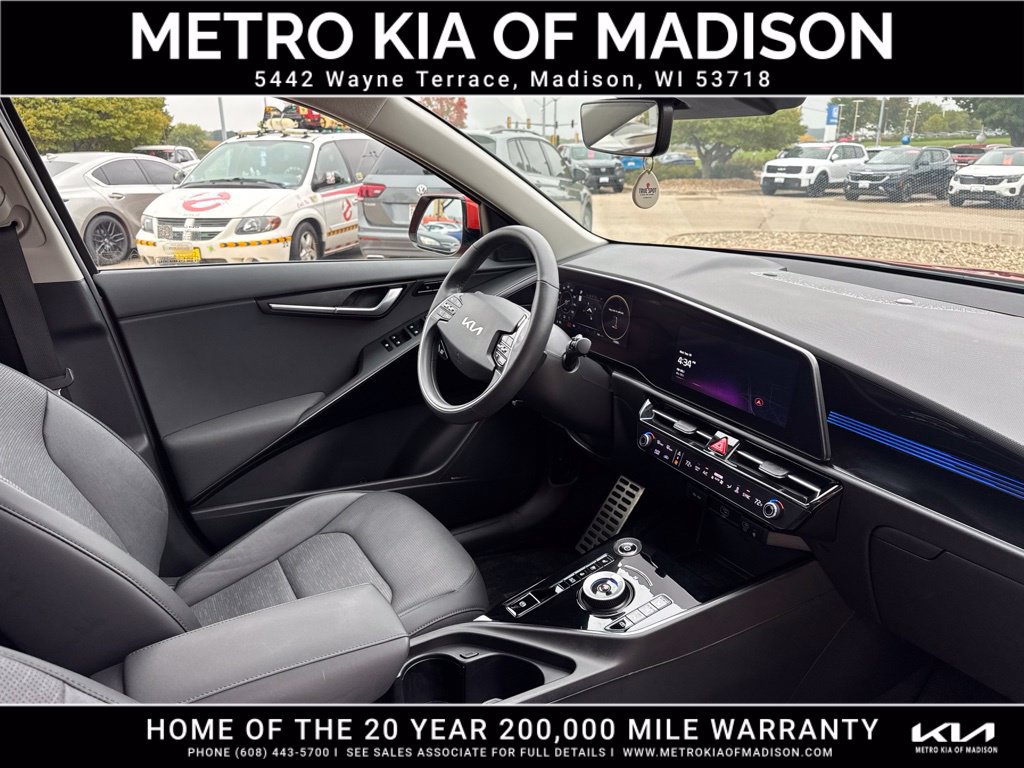 Used 2023 Kia Niro Wave w/ Wave Preserve Package FWD image 45