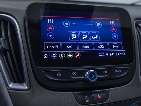 Used 2022 Chevrolet Malibu LT image 19