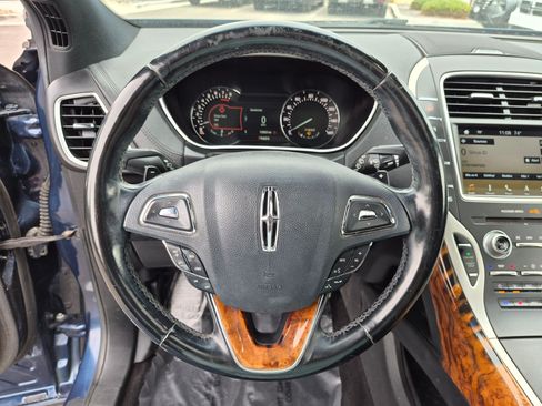 Used 2017 Lincoln MKX Reserve w/ Lincoln MKX Climate Package AWD/4WD image 19
