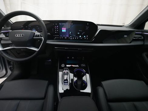 Used 2025 Audi A5 2.0T Premium Plus w/ Premium Plus AWD/4WD image 5