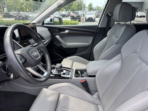 Used 2023 Audi Q5 2.0T Premium Plus w/ Premium Plus Package AWD/4WD image 16
