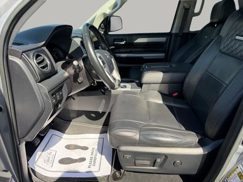 Used 2019 Toyota Tundra Platinum image 27