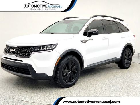 Used 2022 Kia Sorento S image 1