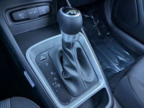 New 2026 Hyundai Venue SE image 19