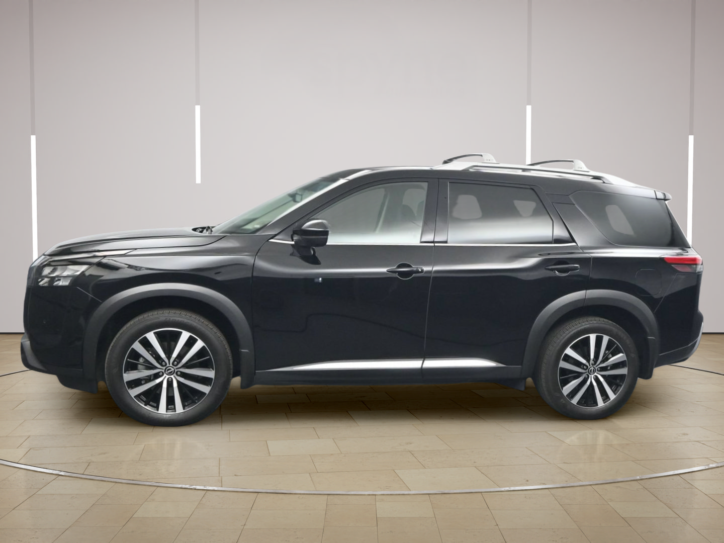Certified 2025 Nissan Pathfinder Platinum w/ Cargo Package FWD image 4