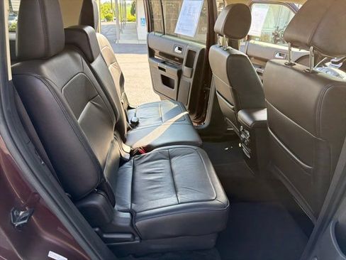 Used 2018 Ford Flex SEL w/ Equipment Group 202A AWD/4WD image 25