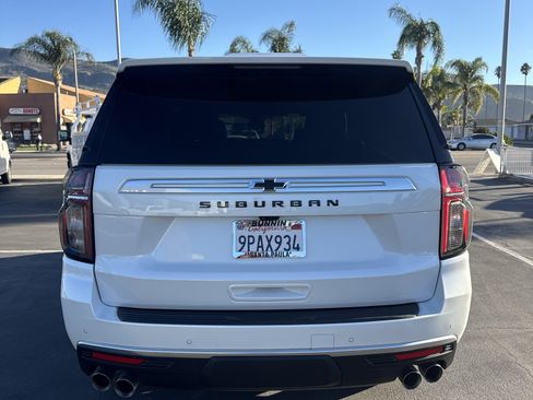 Used 2024 Chevrolet Suburban High Country image 4