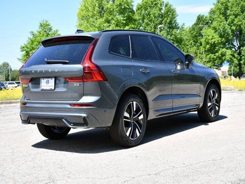 New 2026 Volvo XC60 B5 Plus w/ Protection Package Premier AWD/4WD image 7
