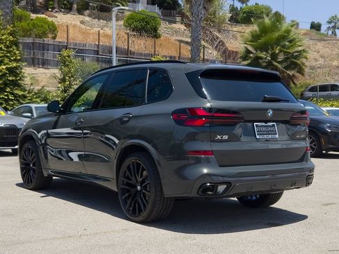 New 2026 BMW X5 xDrive40i w/ M Sport Package AWD/4WD image 19