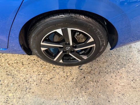 Used 2025 Nissan Sentra SV FWD image 29