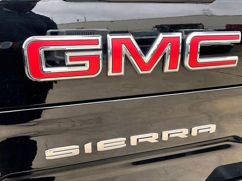 Certified 2025 GMC Sierra 1500 SLT AWD/4WD image 31