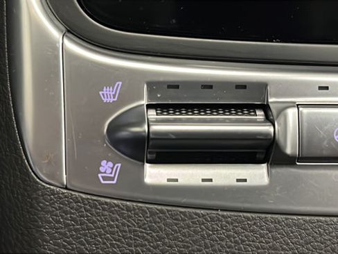Used 2026 Kia Carnival SX Prestige FWD image 34
