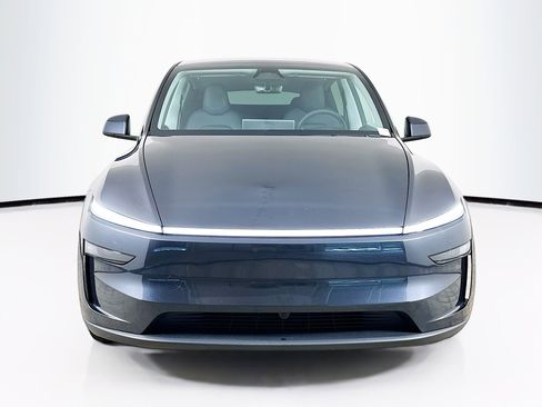 Used 2026 Tesla Model Y Long Range AWD/4WD image 2