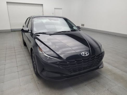 Used 2023 Hyundai Elantra SEL w/ Winter Weather Package image 13