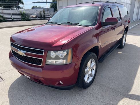 Used 2010 Chevrolet Suburban LT AWD/4WD image 1