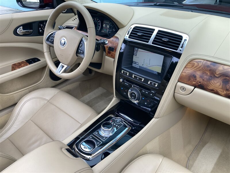 Used 2012 Jaguar XK Convertible RWD image 2