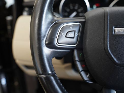 Used 2018 Land Rover Range Rover Evoque SE Premium AWD/4WD image 13