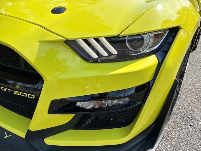 Used 2021 Ford Mustang Shelby GT500 w/ Technology Package RWD image 11