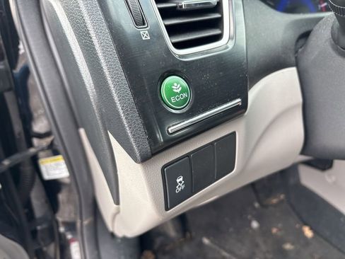 Used 2014 Honda Civic EX-L image 18