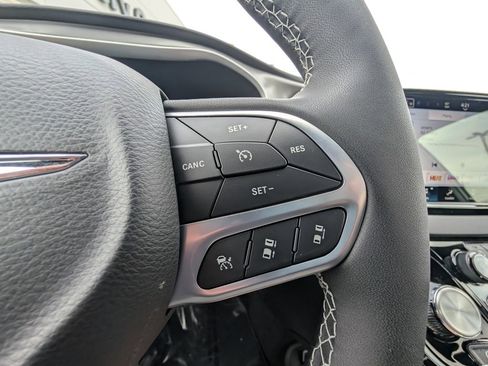 New 2026 Chrysler Voyager LX image 21