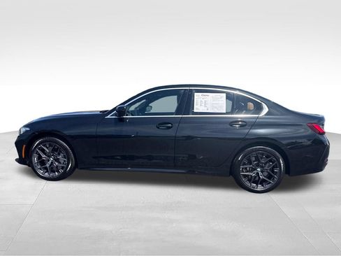 Used 2025 BMW 330i xDrive Sedan w/ Premium Package AWD/4WD image 2