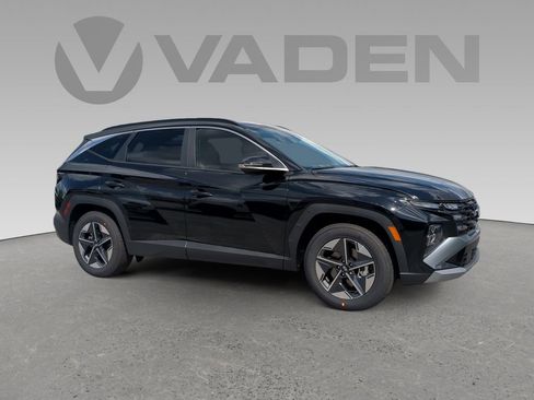 New 2025 Hyundai Tucson SEL image 1