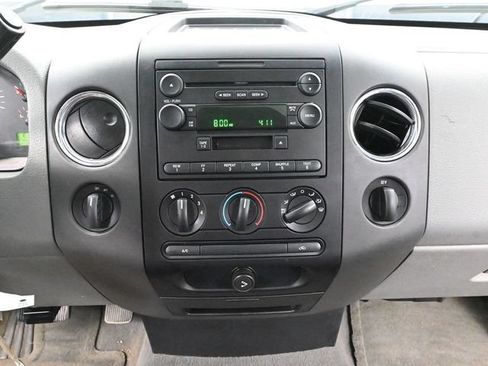 Used 2005 Ford F150 XLT AWD/4WD image 28
