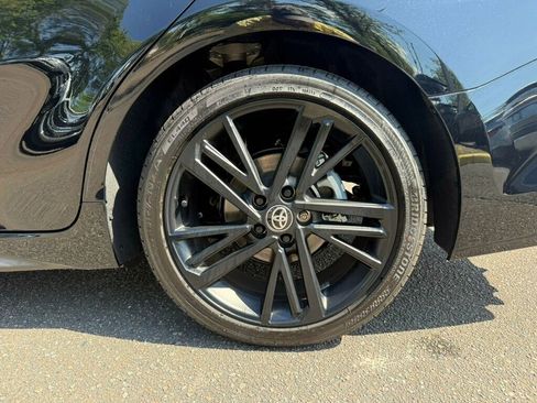 Used 2026 Toyota Camry Hybrid FWD image 8