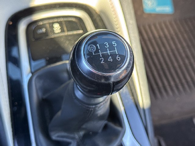 Used 2021 Toyota Corolla XSE FWD image 32