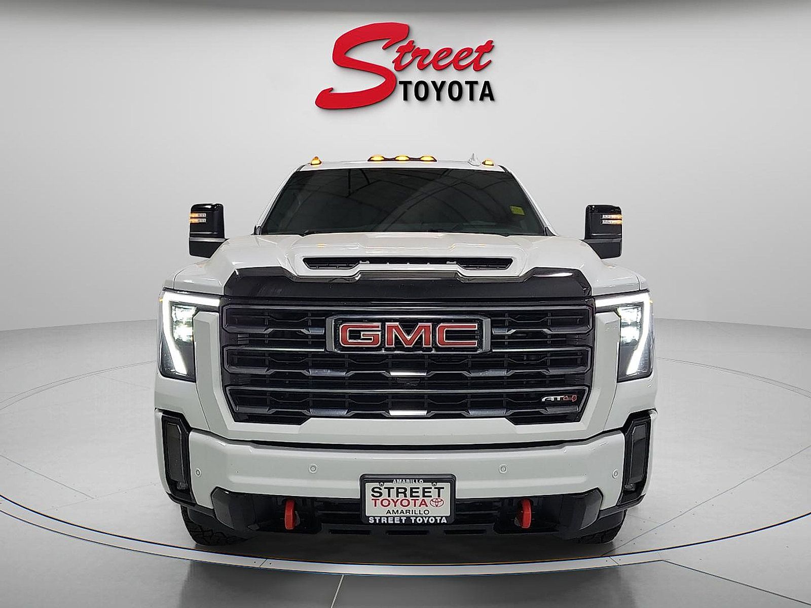 Used 2024 GMC Sierra 2500 AT4 w/ AT4 Premium Plus Package AWD/4WD image 6